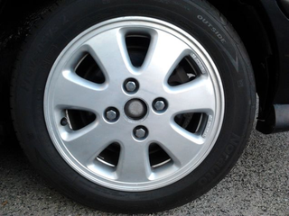 Illustration for article titled Help me identify these wheels
